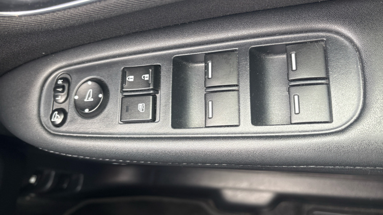 Honda HR-V 1.6 i-DTEC SE Navi 5dr Diesel Hatchback